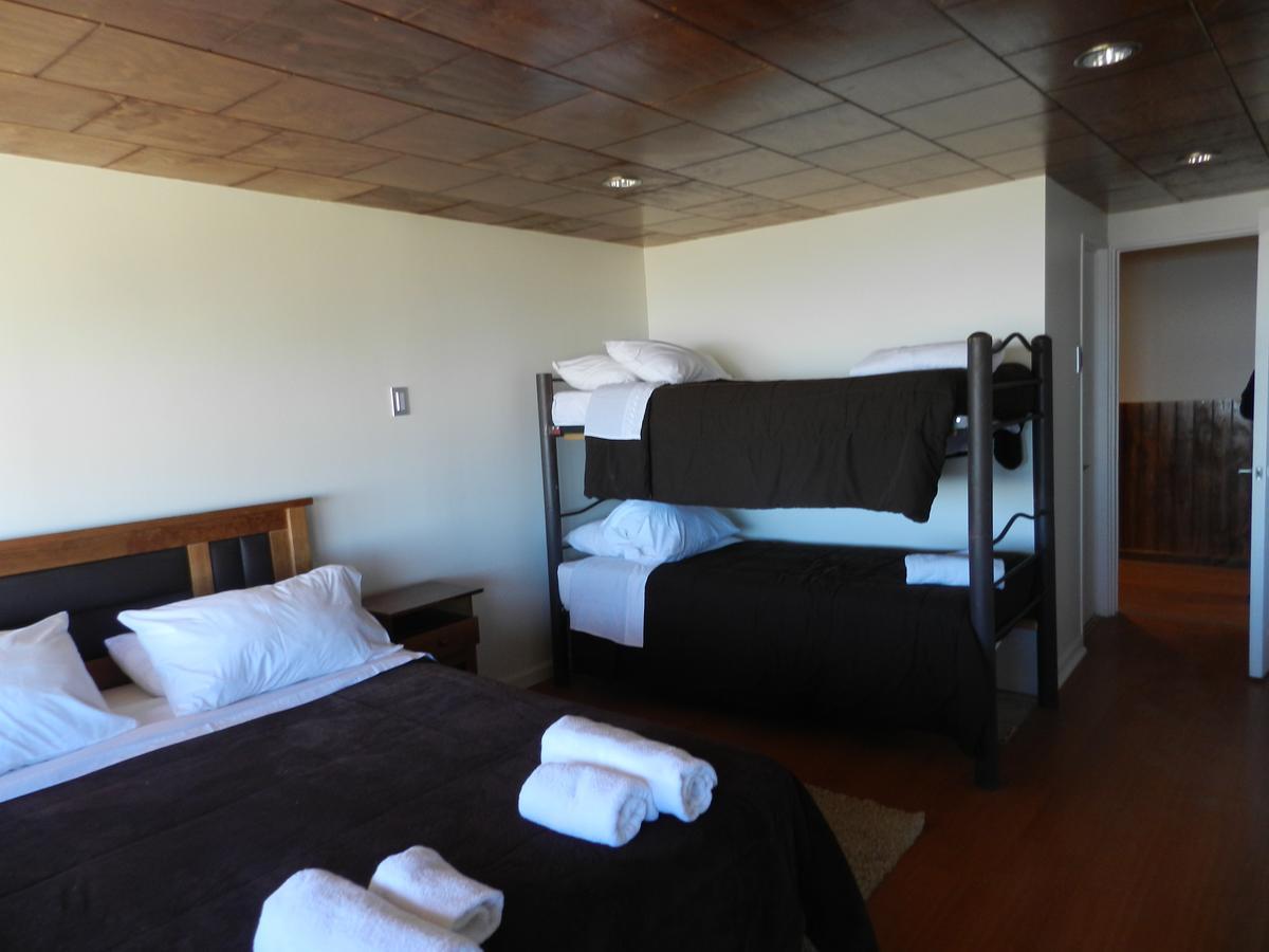 Hotel Hf *